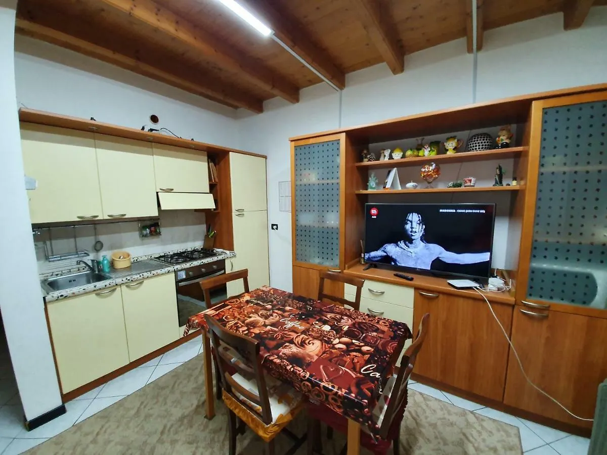 Garda Felice Apartment Desenzano del Garda Italy