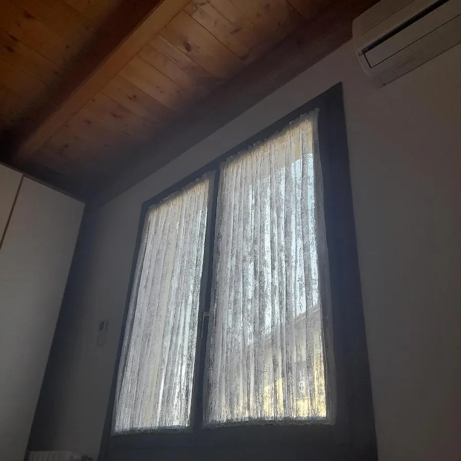 Garda Felice Apartment Desenzano del Garda Italy